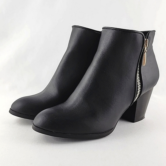 Style & Co Women's Black Faux Leather Ankle Boot Heeled Side  Zip Side Size 6M - Picture 4 of 15